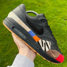 Load image into Gallery viewer, Nike Air Max 1 Master (UK10)
