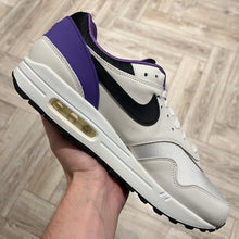 Load image into Gallery viewer, Nike Air Max 1 DNA Purple Punch (UK9)
