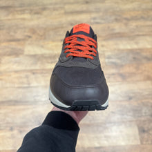 Load image into Gallery viewer, Nike Air Max 1 PRM Brown Velvet (UK9)
