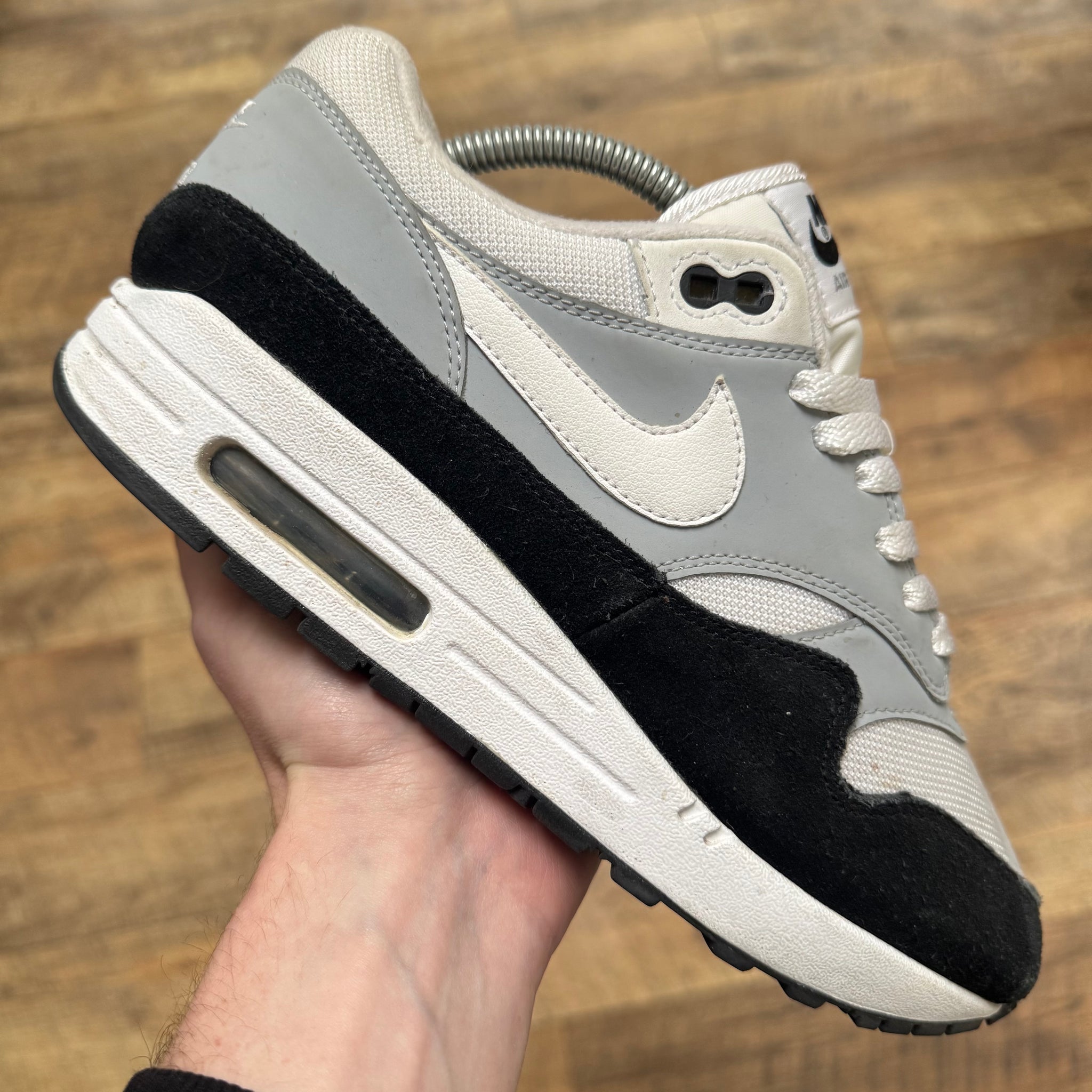 air max 1 wolf grey brown