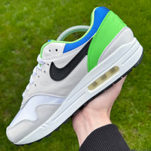 Load image into Gallery viewer, Nike Air Max 1 DNA Scream Green (UK8.5)
