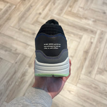 Load image into Gallery viewer, Nike Air Max 1 Future Swoosh (UK9)
