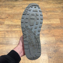 Load image into Gallery viewer, Nike Air Max 1 Perforated Grey (UK9)
