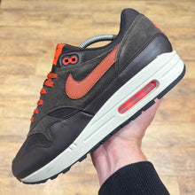 Load image into Gallery viewer, Nike Air Max 1 PRM Brown Velvet (UK9)
