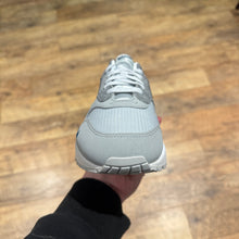 Load image into Gallery viewer, Nike Air Max 1 City Pack London (UK9)
