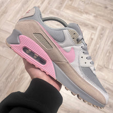 Load image into Gallery viewer, Nike Air Max 90 Vast Grey Pink (UK9)
