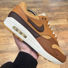 Load image into Gallery viewer, Nike Air Max 1 SNKRS Brown (UK9)
