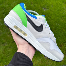 Load image into Gallery viewer, Nike Air Max 1 DNA Scream Green (UK8.5)
