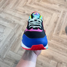 Load image into Gallery viewer, Nike Air Max 1 Parachute (UK8.5)
