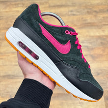 Load image into Gallery viewer, Nike Air Max 1 By You Black Pink Gum (UK9)
