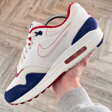 Load image into Gallery viewer, Nike Air Max 1 USA (UK8.5)
