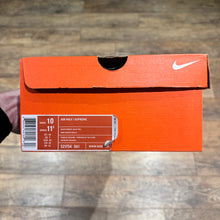 Load image into Gallery viewer, Nike Air Max 1 Supreme Tech Pack (UK9)
