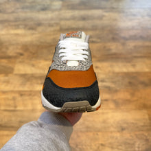 Load image into Gallery viewer, Size? x Nike Air Max 1 Safari (UK8)
