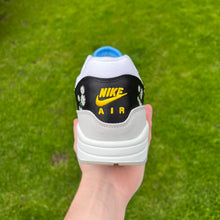 Load image into Gallery viewer, Nike Air Max 1 Daisy (UK8.5)
