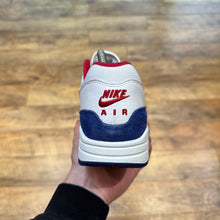 Load image into Gallery viewer, Nike Air Max 1 USA (UK8.5)
