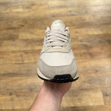 Load image into Gallery viewer, Nike Air Max 1 Vast Grey (UK7)
