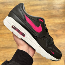 Load image into Gallery viewer, Nike Air Max 1 By You Black Pink (UK9.5)
