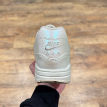 Load image into Gallery viewer, Nike Air Max 1 ID White Pearl (UK7.5)
