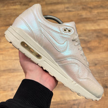 Load image into Gallery viewer, Nike Air Max 1 ID White Pearl (UK7.5)
