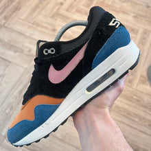 Load image into Gallery viewer, Nike Air Max 1 Swipa (UK8)
