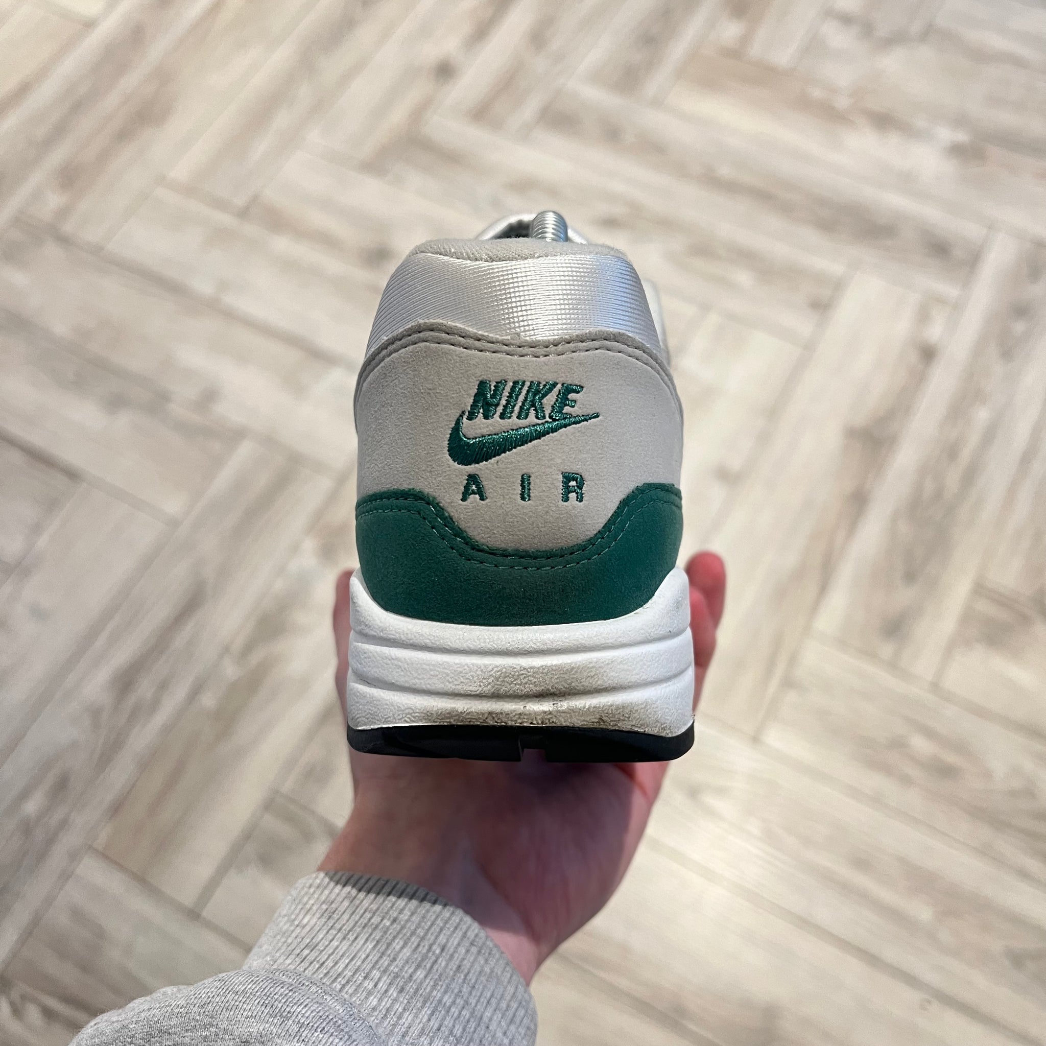 air max 1 evergreen on feet