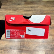 Load image into Gallery viewer, Nike Air Max 1 DNA CH.1 Purple Punch (UK8)
