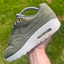 Load image into Gallery viewer, Nike Air Max 1 Premium River Rock (UK5.5)
