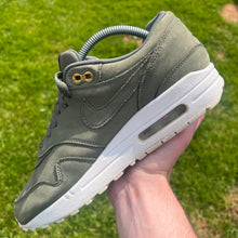 Load image into Gallery viewer, Nike Air Max 1 Premium River Rock (UK5.5)
