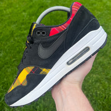 Load image into Gallery viewer, Nike Air Max 1 SE Tartan Black (UK5.5)
