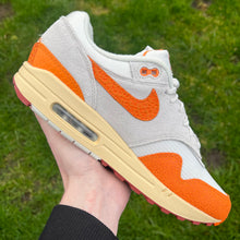 Load image into Gallery viewer, Nike Air Max 1 Master Magma (UK8)
