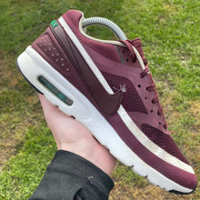 Load image into Gallery viewer, Nike Air Max Ultra BW Maroon (UK6.5)
