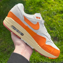 Load image into Gallery viewer, Nike Air Max 1 Master Magma (UK8)
