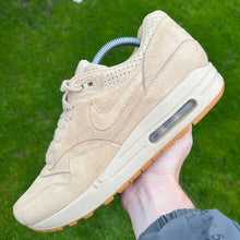 Load image into Gallery viewer, Nike Air Max 1 Pinnacle Linen Gum (UK8)
